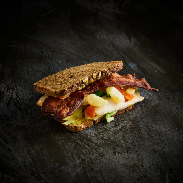 Rugbrødssandwich m/ kylling