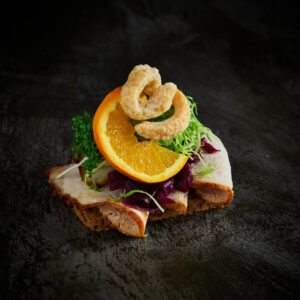 Smørrebrød m/ flæskesteg